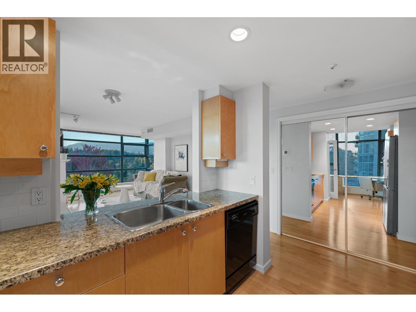 504 1790 Bayshore Drive, Vancouver, British Columbia  V6G 3G5 - Photo 8 - R3061428