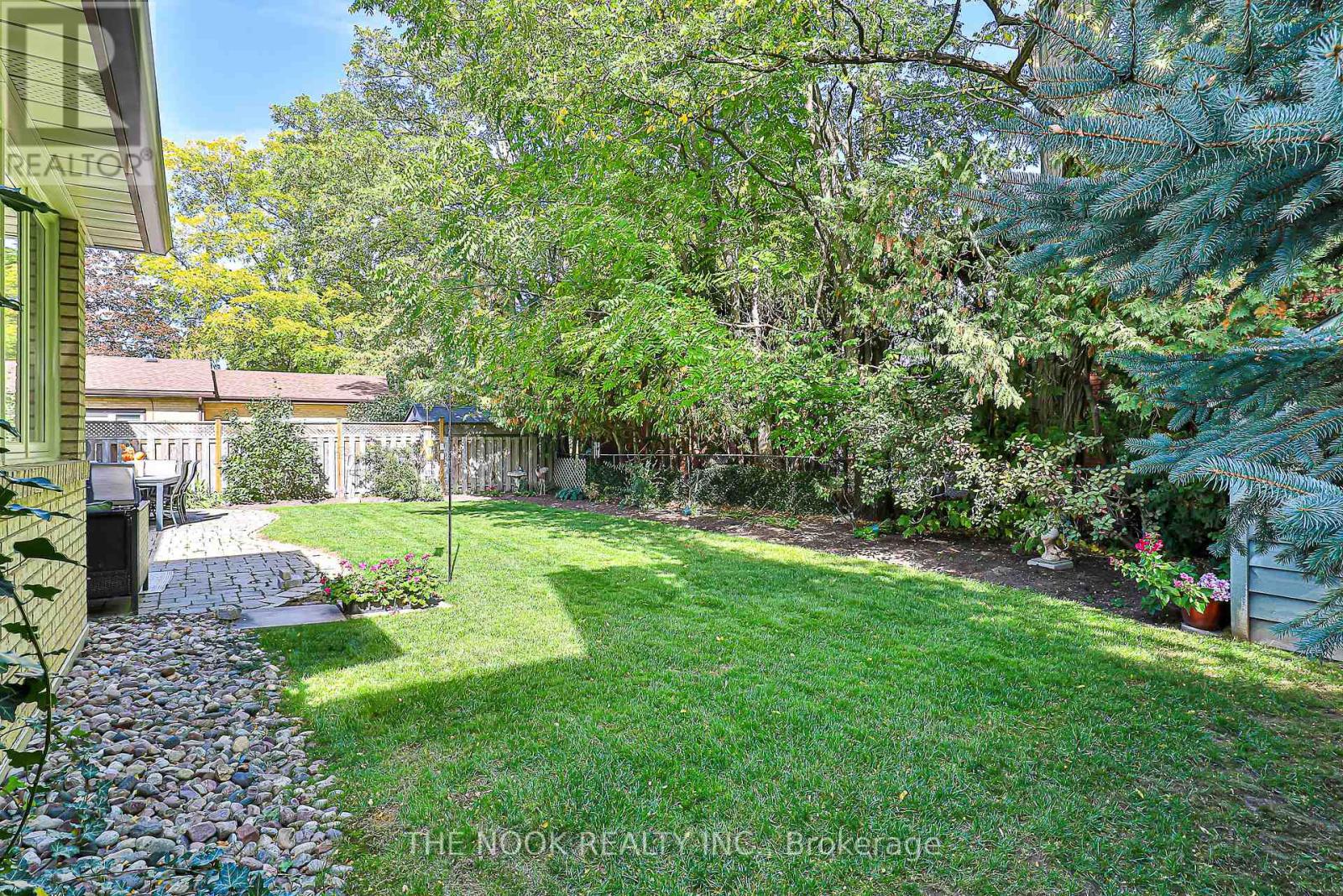 3 King Arthur's Court, Markham (Markham Village), Ontario  L3P 3V4 - Photo 10 - N12755952