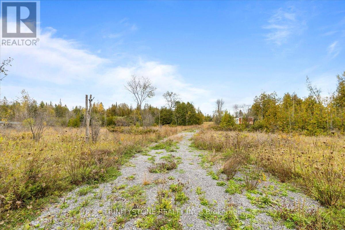 1754 Kilmaurs Side Road, Ottawa, Ontario  K0A 3M0 - Photo 3 - X12755954