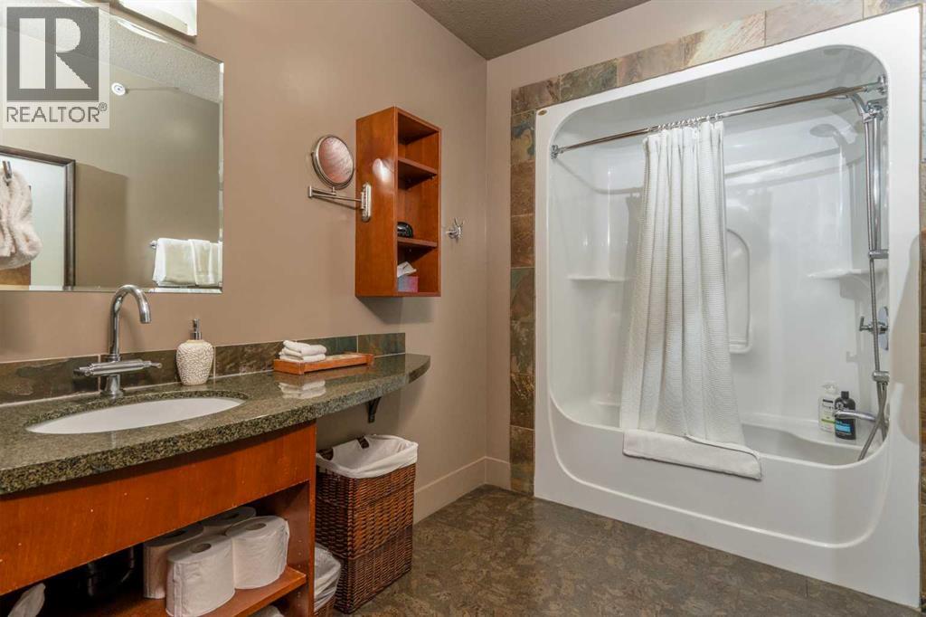 406, 187 Kananaskis Way, Canmore, Alberta  T1W 0A3 - Photo 26 - A2283084