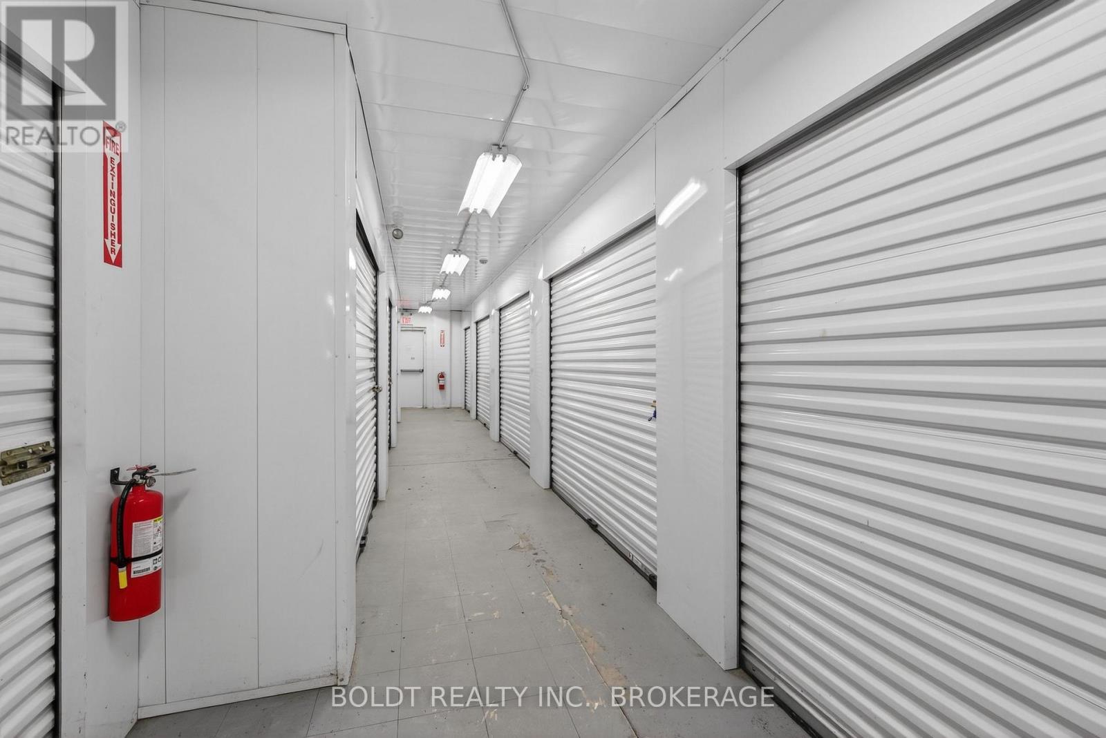 80 Federal Road, Welland, Ontario  L3B 3P2 - Photo 23 - X12755974