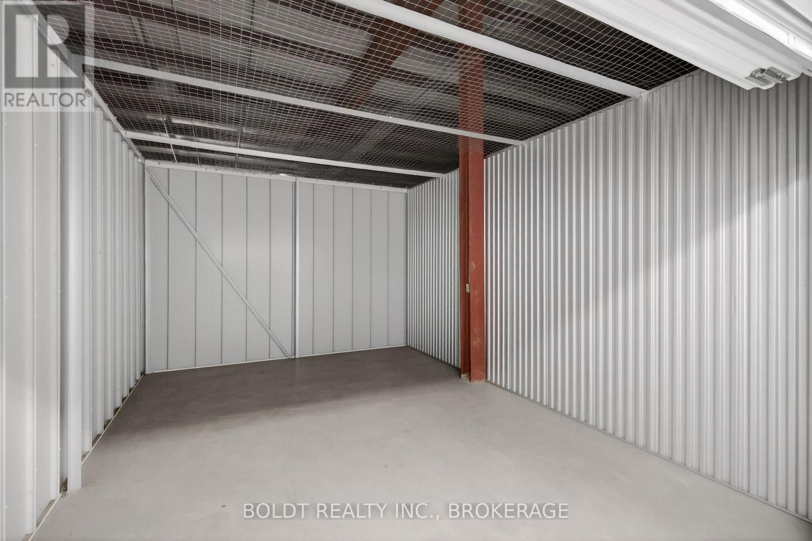 80 Federal Road, Welland, Ontario  L3B 3P2 - Photo 7 - X12755974