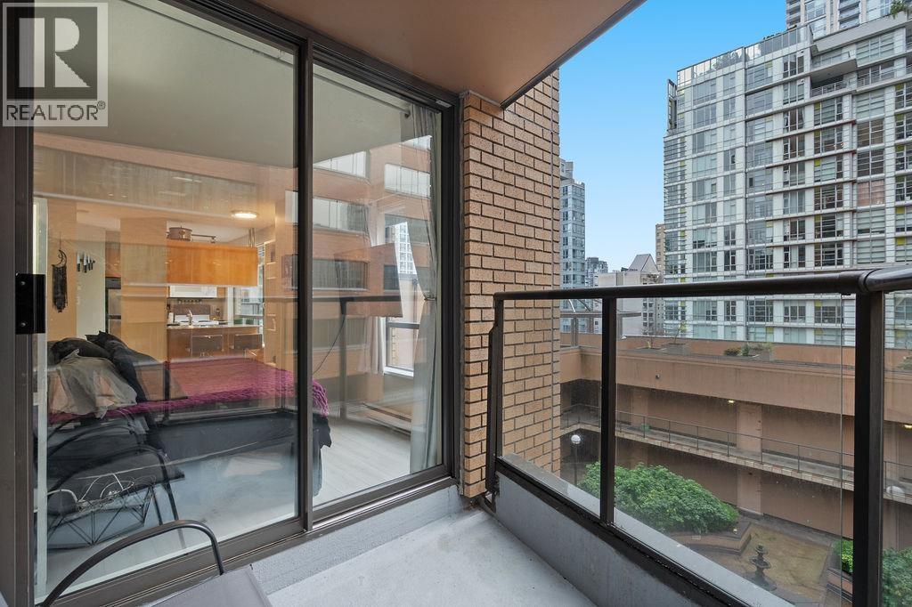 609 1189 Howe Street, Vancouver, British Columbia  V6Z 2X4 - Photo 19 - R3086395