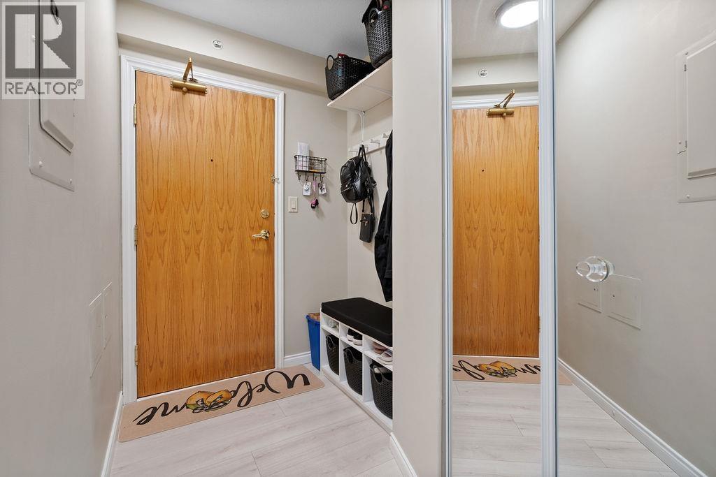 609 1189 Howe Street, Vancouver, British Columbia  V6Z 2X4 - Photo 3 - R3086395