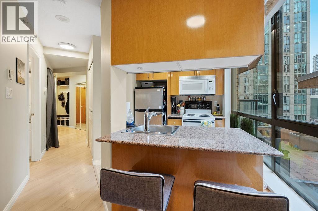 609 1189 Howe Street, Vancouver, British Columbia  V6Z 2X4 - Photo 8 - R3086395
