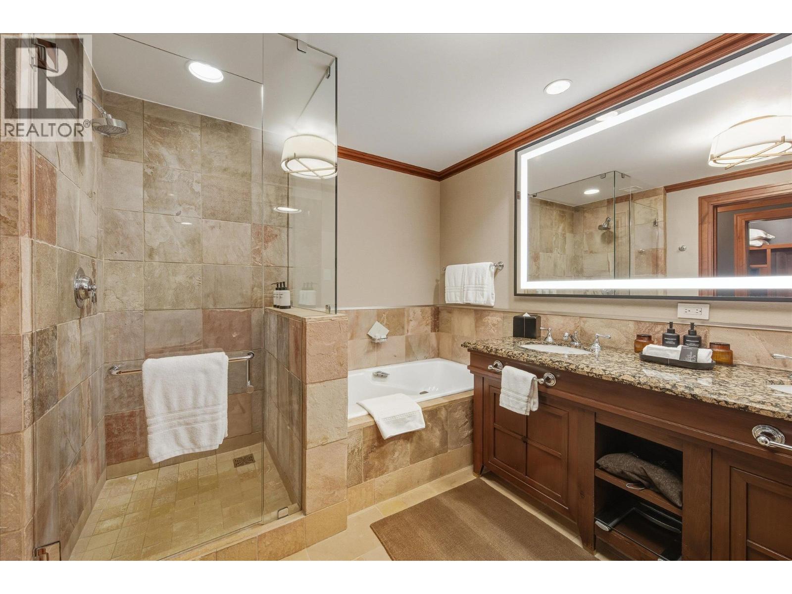 454 4591 Blackcomb Way, Whistler, British Columbia  V8E 0Y4 - Photo 16 - R3086403