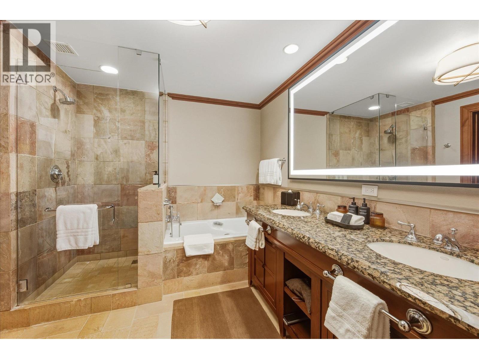 454 4591 Blackcomb Way, Whistler, British Columbia  V8E 0Y4 - Photo 17 - R3086403