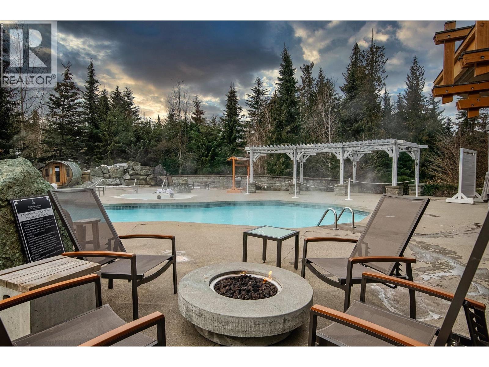 454 4591 Blackcomb Way, Whistler, British Columbia  V8E 0Y4 - Photo 24 - R3086403