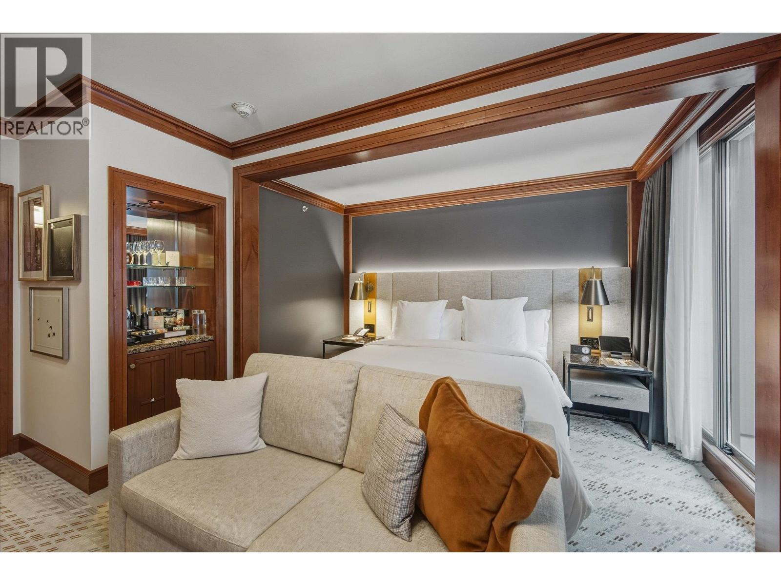 454 4591 Blackcomb Way, Whistler, British Columbia  V8E 0Y4 - Photo 6 - R3086403