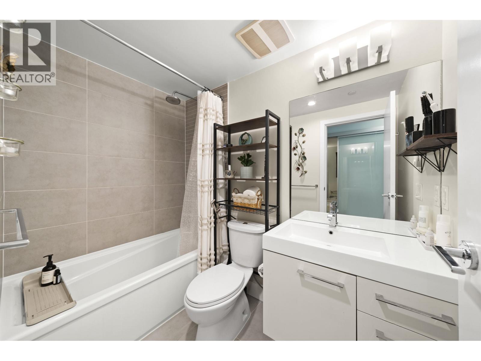 2005 668 Columbia Street, New Westminster, British Columbia  V3M 1A9 - Photo 16 - R3086431