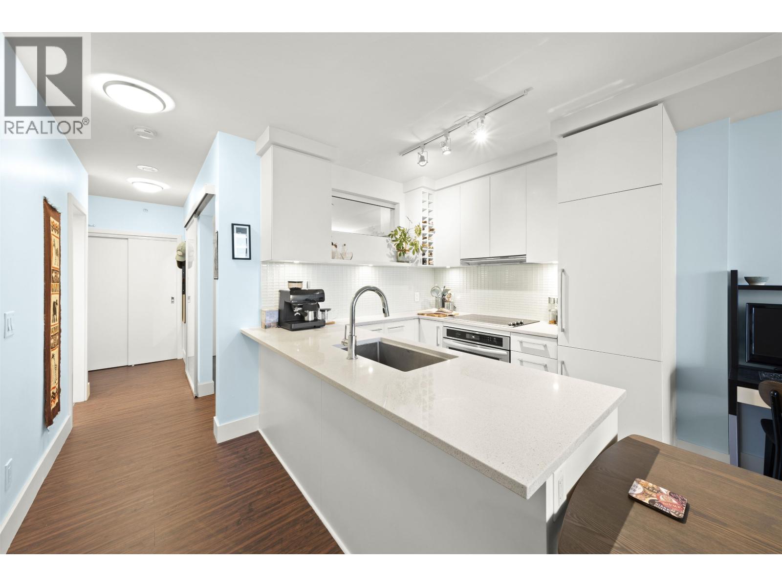 2005 668 Columbia Street, New Westminster, British Columbia  V3M 1A9 - Photo 8 - R3086431