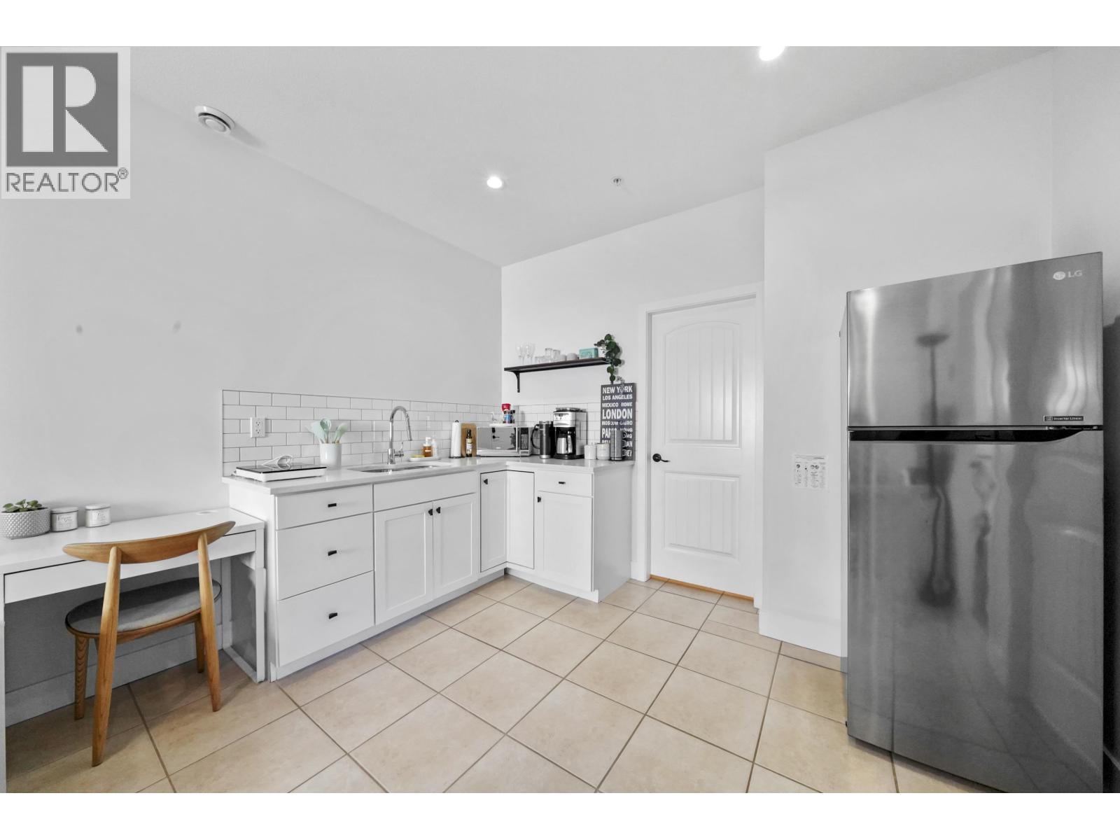 5650 Main Street, Vancouver, British Columbia  V5W 2S4 - Photo 13 - R3086442