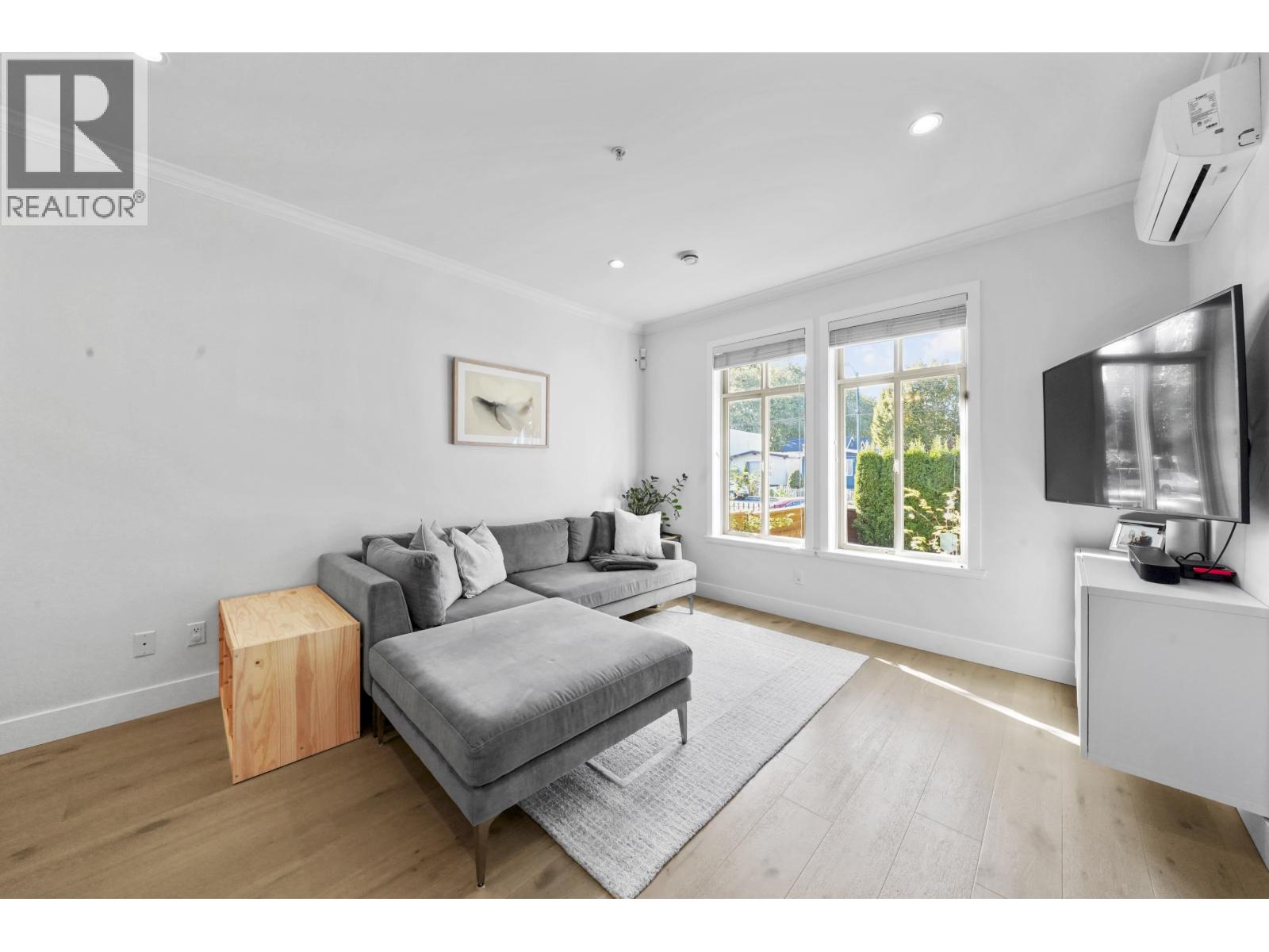 5650 Main Street, Vancouver, British Columbia  V5W 2S4 - Photo 3 - R3086442