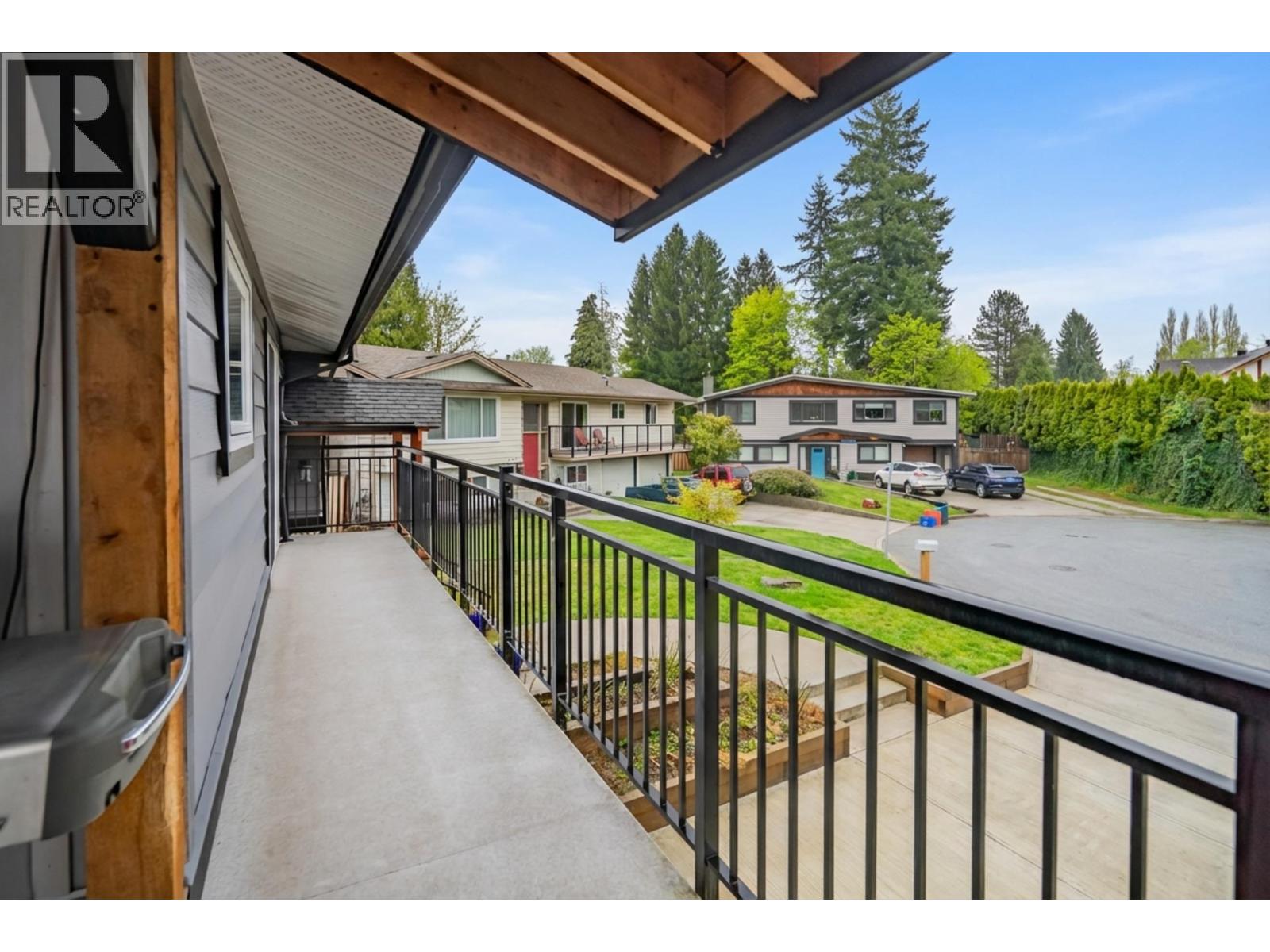 20837 Stoney Avenue, Maple Ridge, British Columbia  V2X 7T2 - Photo 5 - R3086414