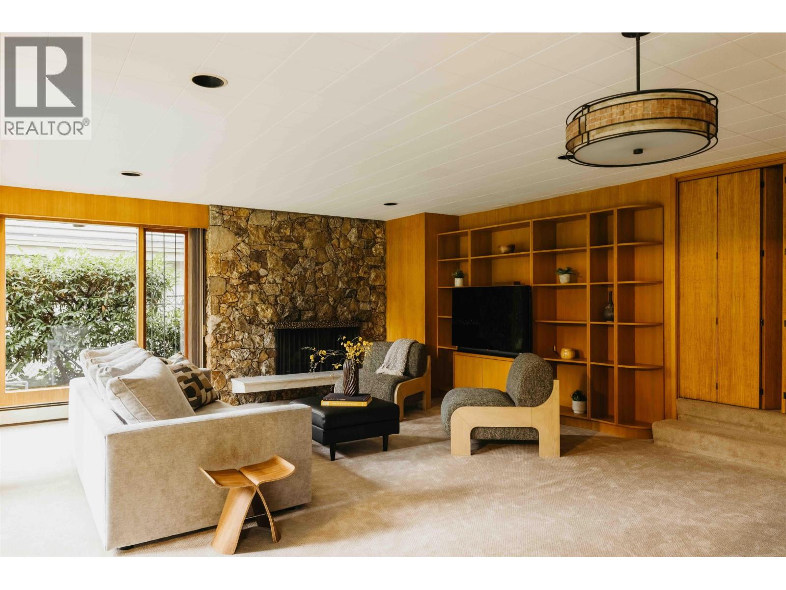 701 Dansey Avenue, Coquitlam, British Columbia  V3K 3G4 - Photo 12 - R3086454