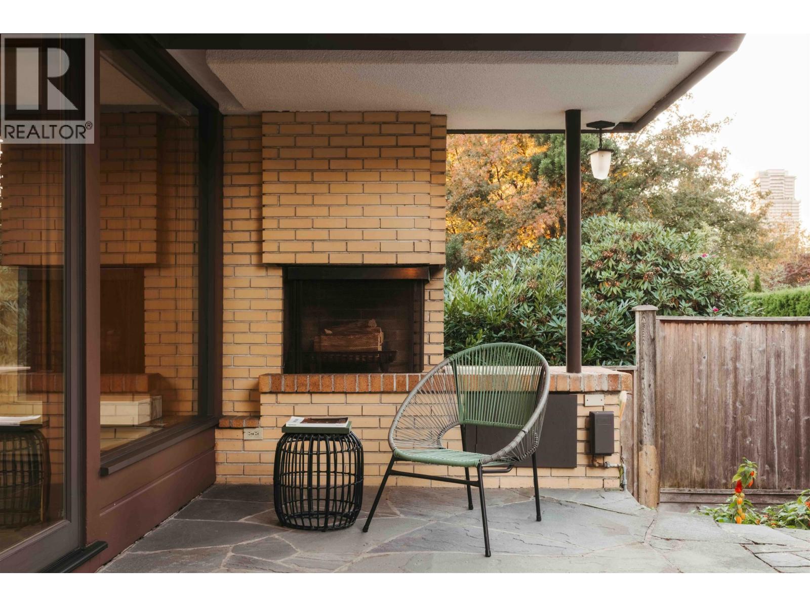 701 Dansey Avenue, Coquitlam, British Columbia  V3K 3G4 - Photo 24 - R3086454