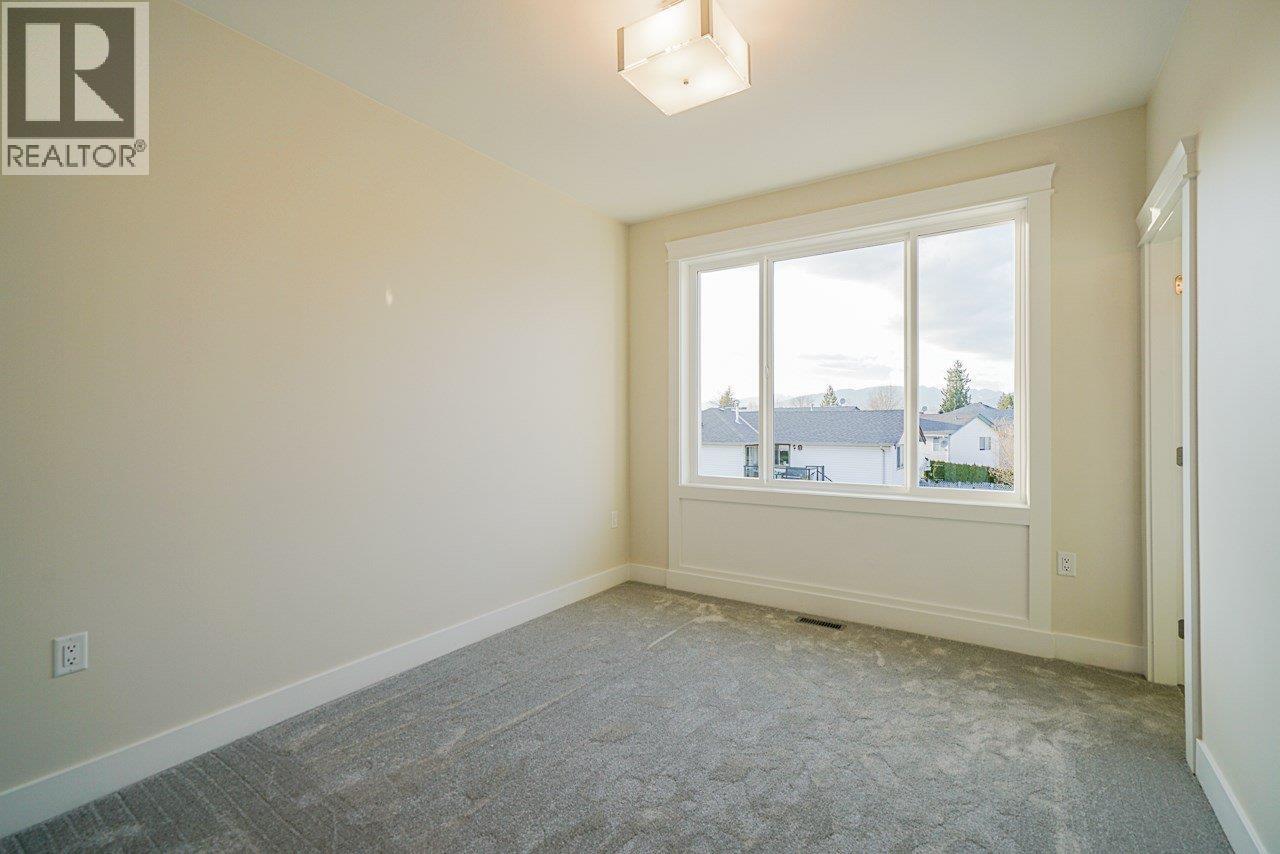 20180 Stanton Avenue, Maple Ridge, British Columbia  V2X 0E4 - Photo 14 - R3086455