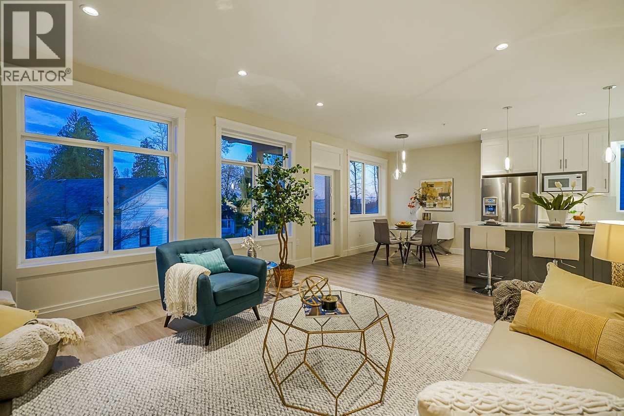 20180 Stanton Avenue, Maple Ridge, British Columbia  V2X 0E4 - Photo 2 - R3086455