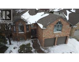 13090 PARKLAND CRESCENT, Tecumseh, Ontario