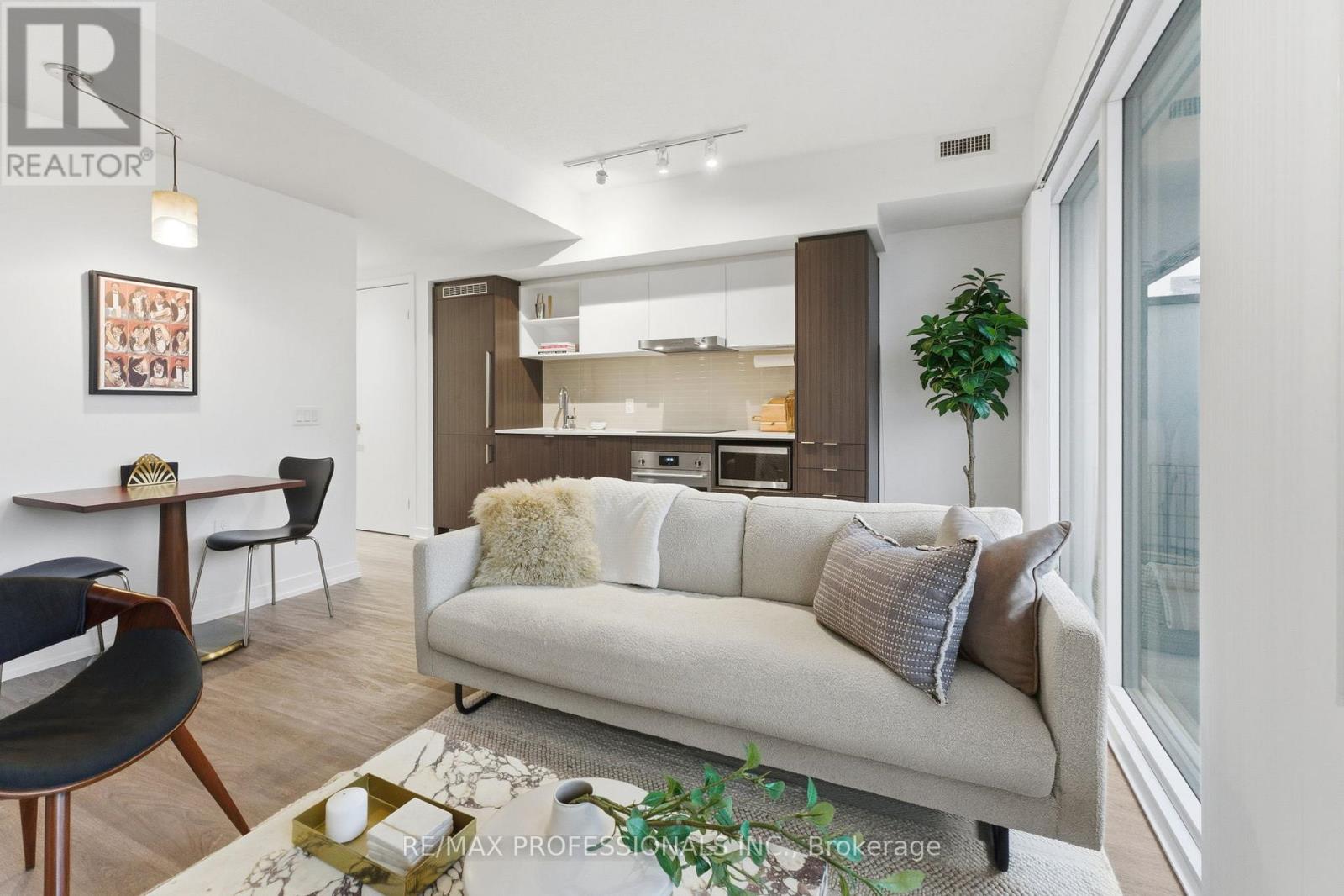 2005 - 55 Cooper Street, Toronto (Waterfront Communities), Ontario  M5E 0G1 - Photo 11 - C12755964