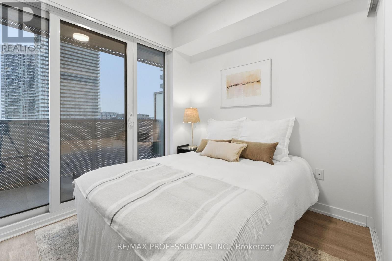 2005 - 55 Cooper Street, Toronto (Waterfront Communities), Ontario  M5E 0G1 - Photo 17 - C12755964