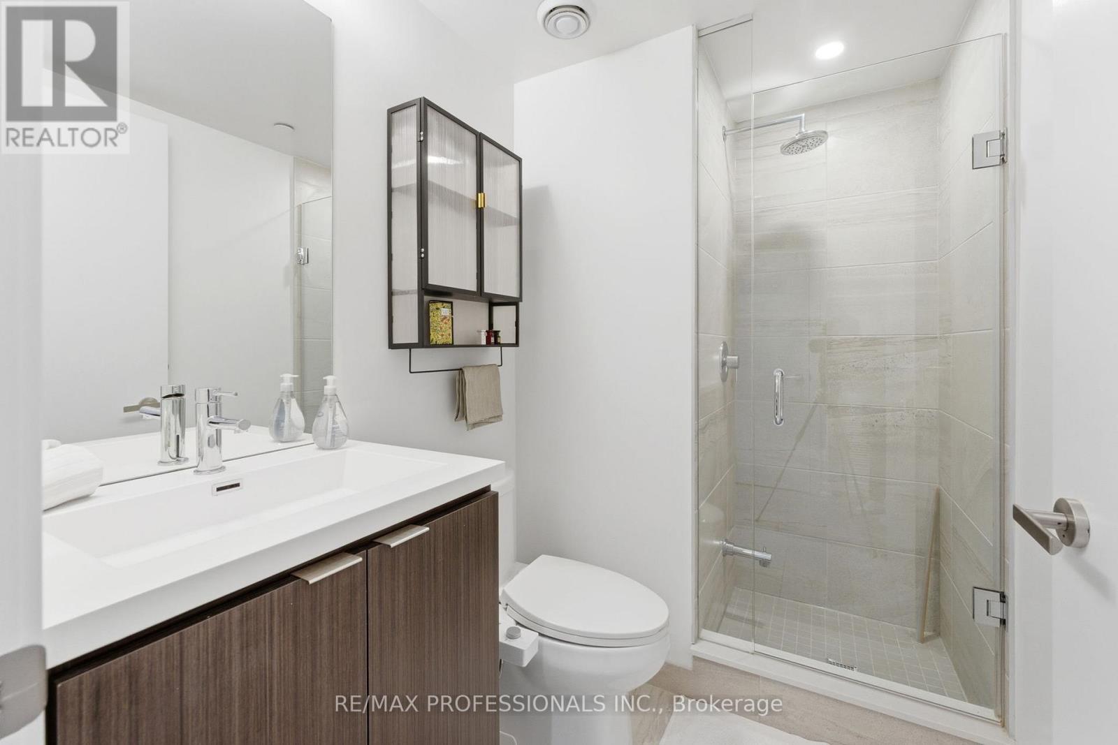 2005 - 55 Cooper Street, Toronto (Waterfront Communities), Ontario  M5E 0G1 - Photo 19 - C12755964