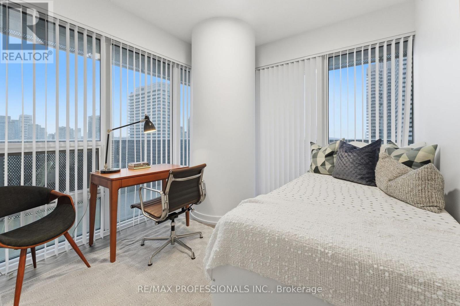 2005 - 55 Cooper Street, Toronto (Waterfront Communities), Ontario  M5E 0G1 - Photo 22 - C12755964