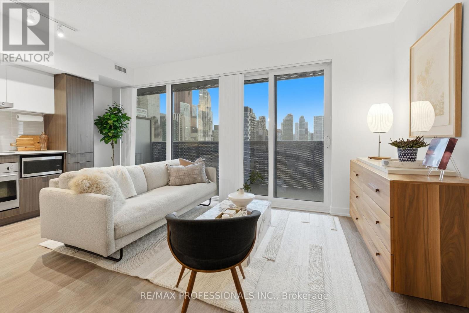 2005 - 55 Cooper Street, Toronto (Waterfront Communities), Ontario  M5E 0G1 - Photo 8 - C12755964