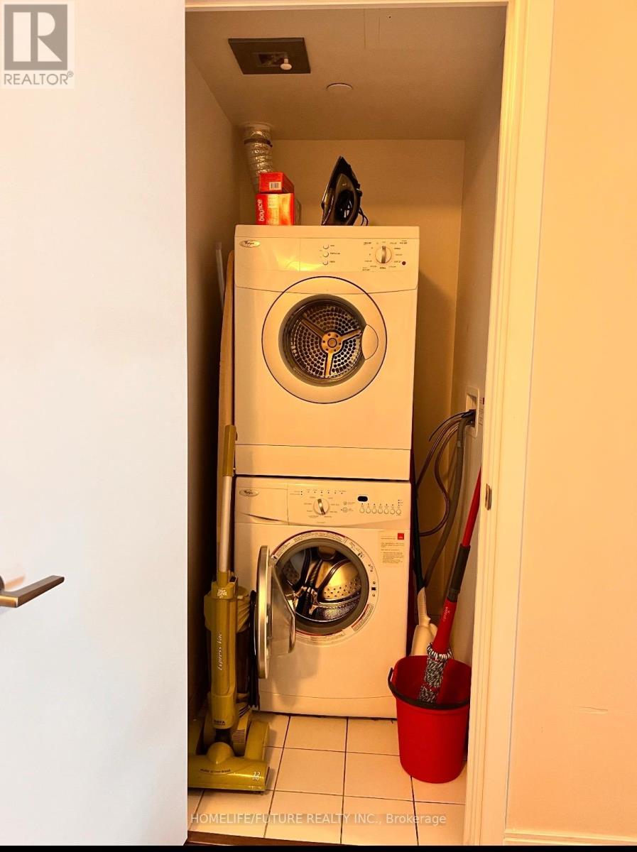 1401 - 255 Village Green Square, Toronto (Agincourt South-Malvern West), Ontario  M1S 0L7 - Photo 12 - E12755956