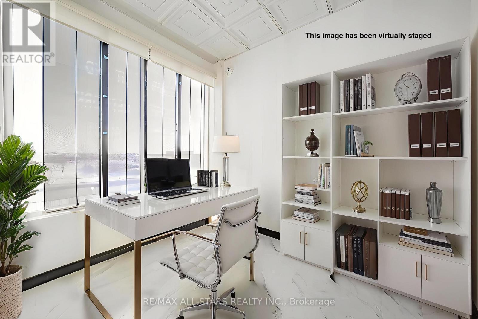 104a-U2 - 200 Mostar Street, Whitchurch-Stouffville (Stouffville), Ontario  L4A 4T7 - Photo 4 - N12755944