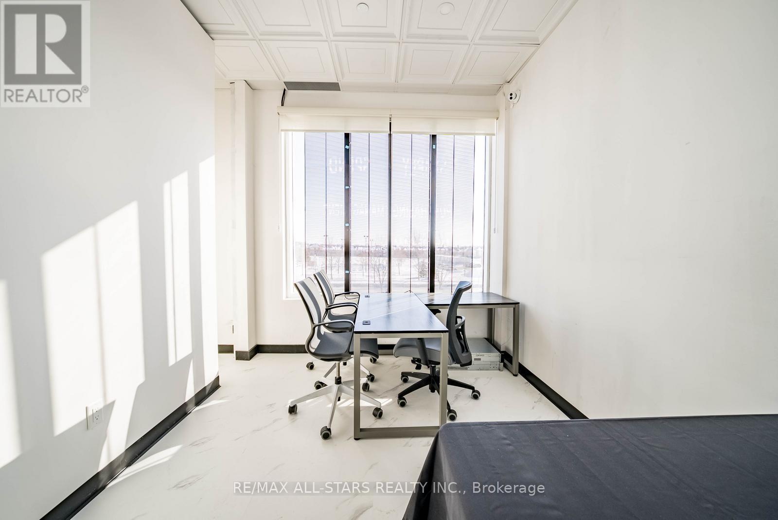 104a-U2 - 200 Mostar Street, Whitchurch-Stouffville (Stouffville), Ontario  L4A 4T7 - Photo 6 - N12755944