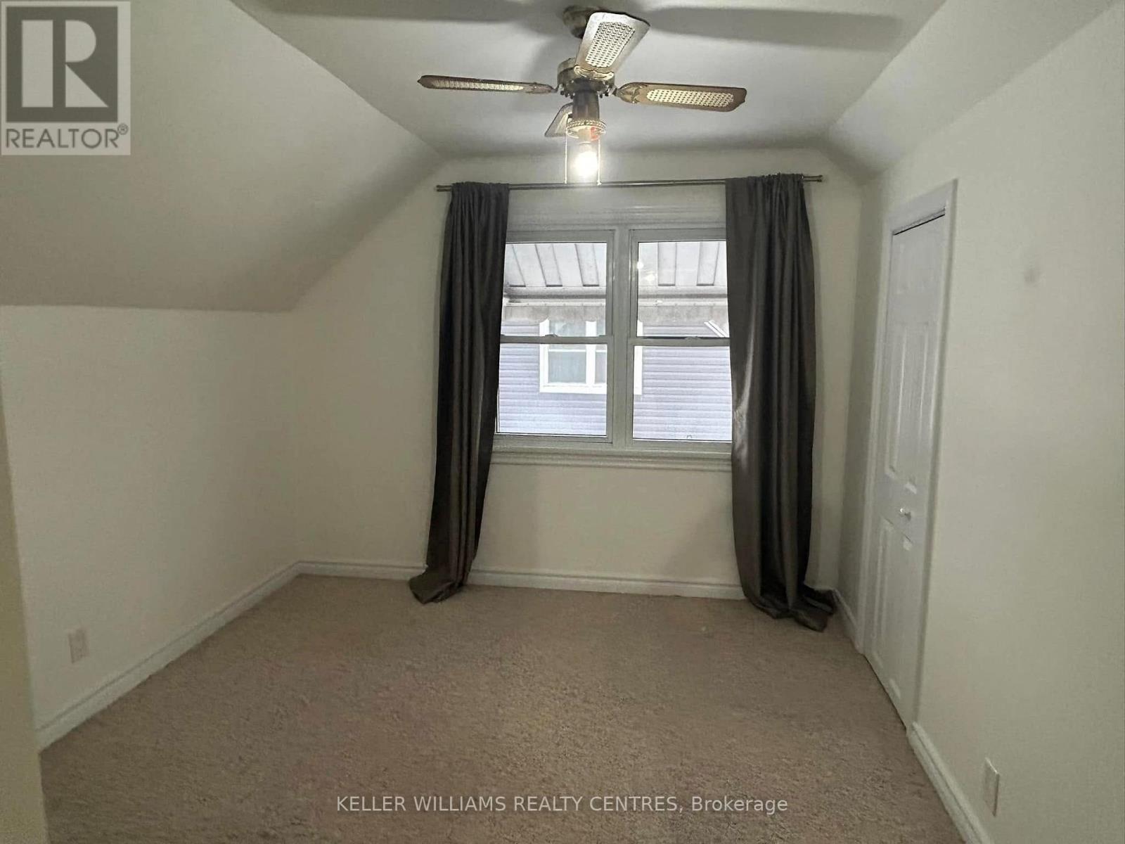 104 Gunn Street, Barrie (Wellington), Ontario  L4M 2H5 - Photo 11 - S12755966