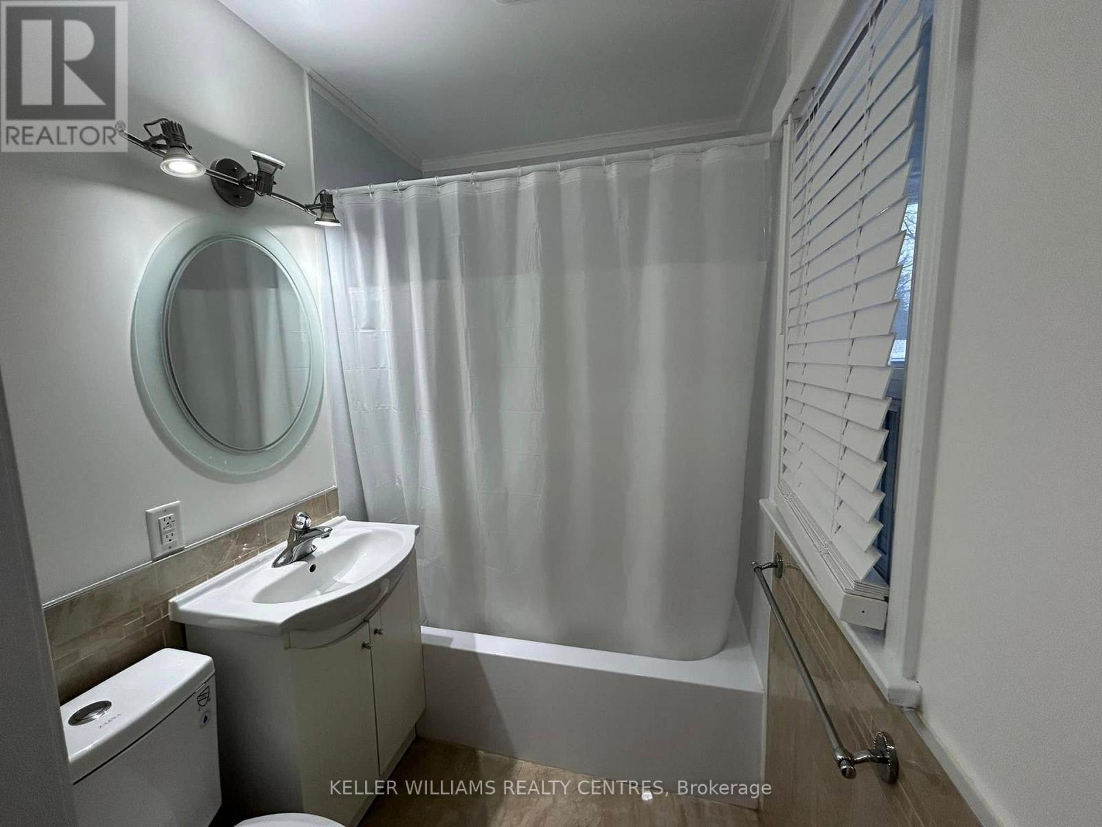 104 Gunn Street, Barrie (Wellington), Ontario  L4M 2H5 - Photo 8 - S12755966