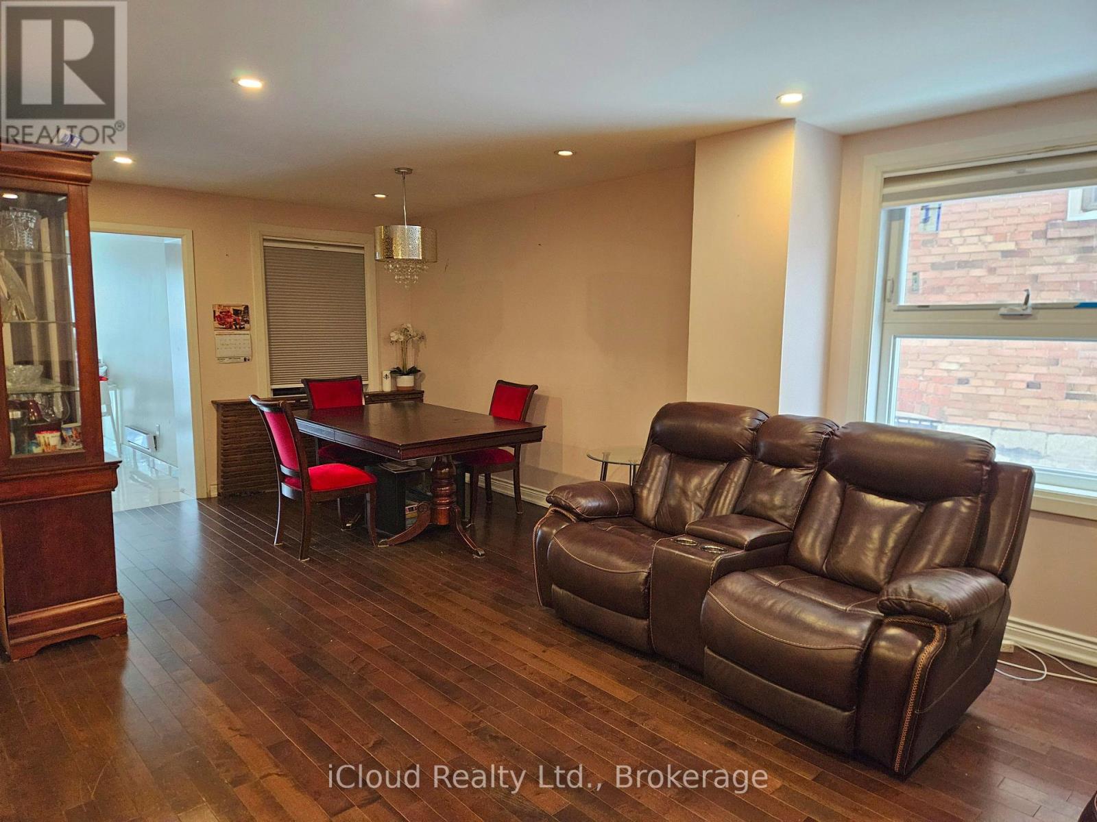 104 Mcroberts Avenue, Toronto, Ontario  M6E 4P5 - Photo 2 - W12719338