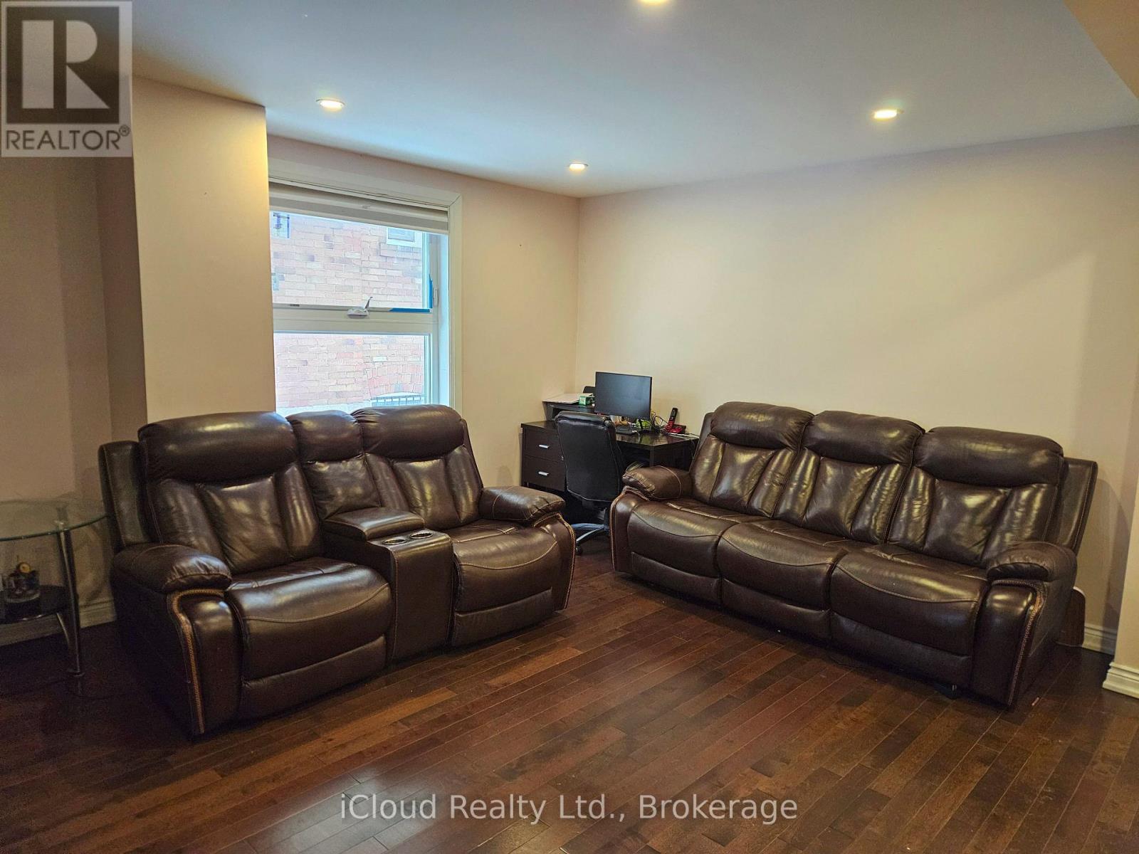 104 Mcroberts Avenue, Toronto, Ontario  M6E 4P5 - Photo 4 - W12719338