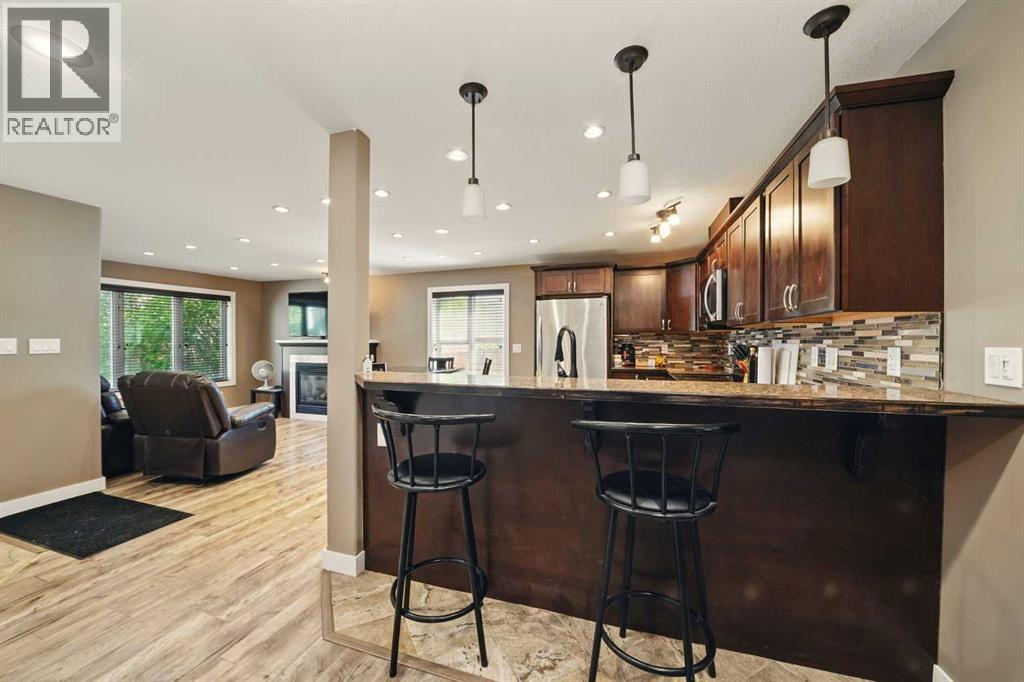 3717 45 Street, Red Deer, Alberta  T4N 1J3 - Photo 2 - A2273872