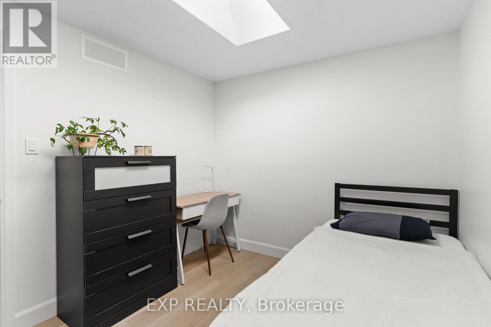 779 Monsarrat Avenue, London East (East A), Ontario  N5Y 4Y3 - Photo 38 - X12755948