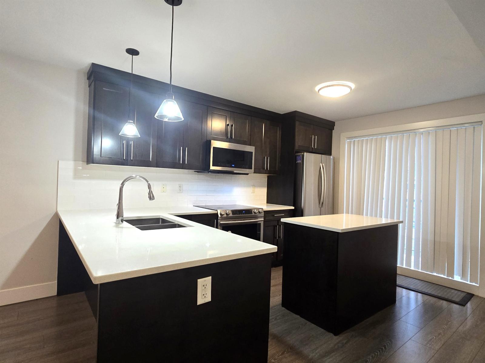 11 32138 George Ferguson Way, Abbotsford, British Columbia  V2T 2K6 - Photo 3 - R3085570