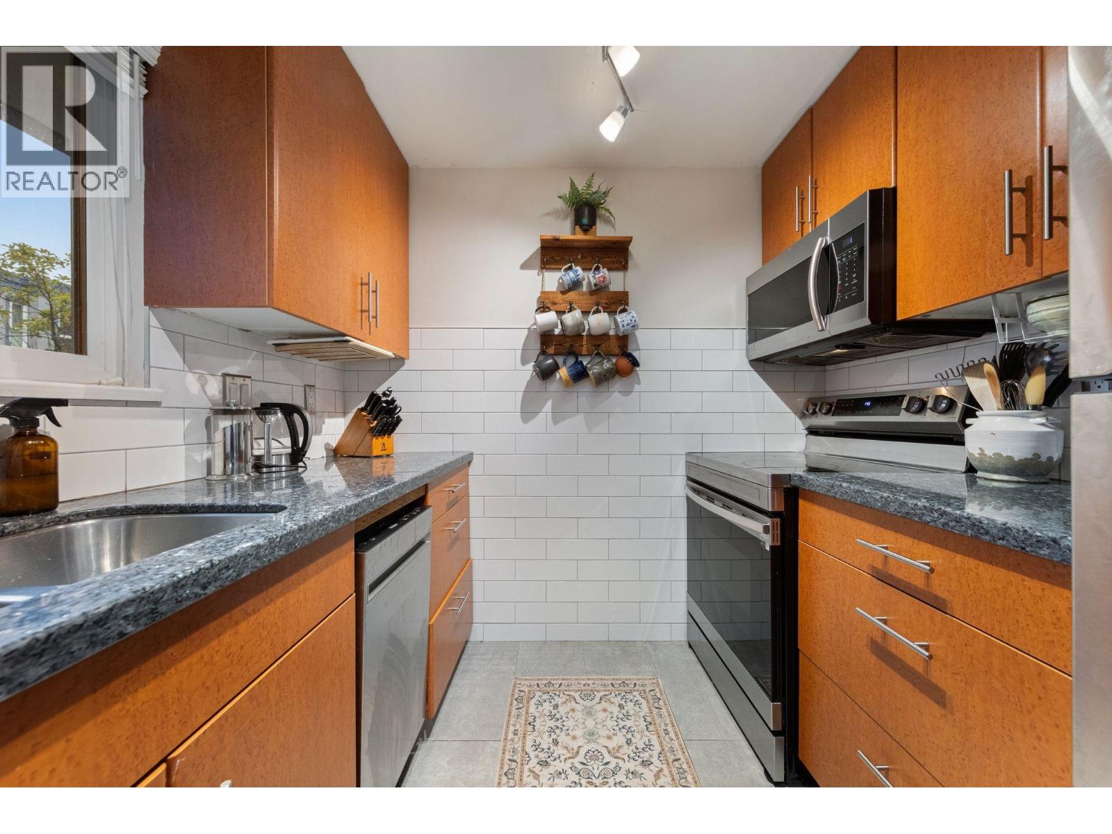 15 877 W 7th Avenue, Vancouver, British Columbia  V5Z 1C2 - Photo 15 - R3085777