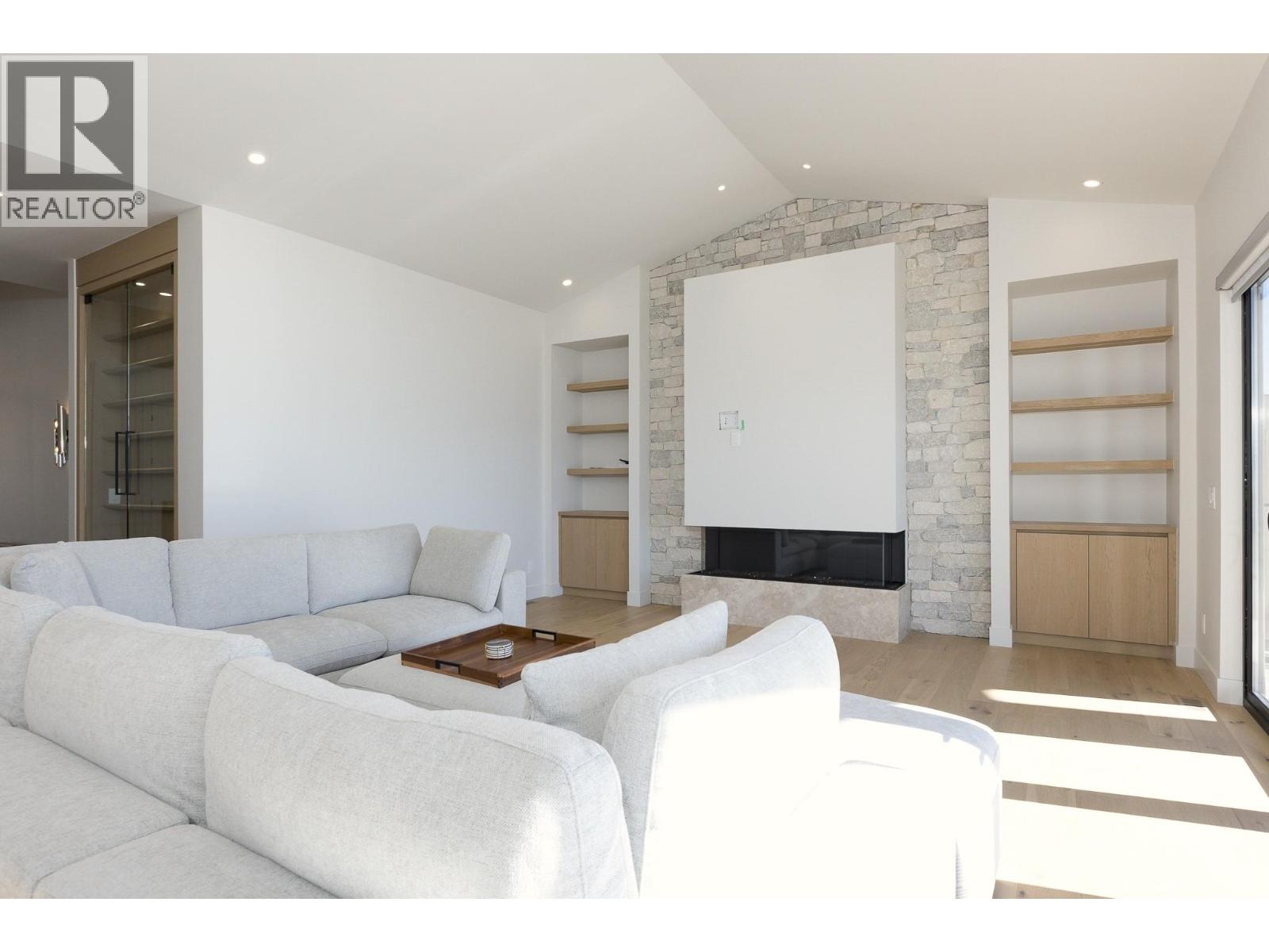 1403 Vineyard Drive, West Kelowna, British Columbia  V4T 3H9 - Photo 15 - 10366221