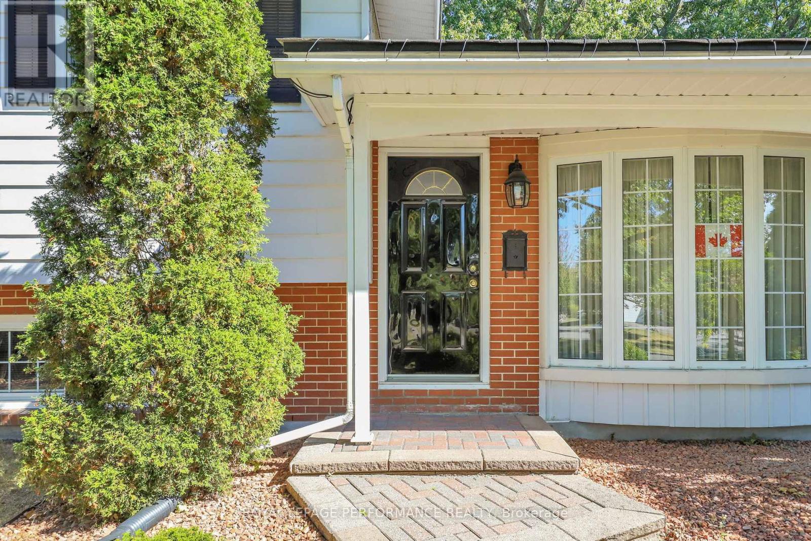 2337 Samuel Drive, Ottawa, Ontario  K1G 3C3 - Photo 5 - X12756026