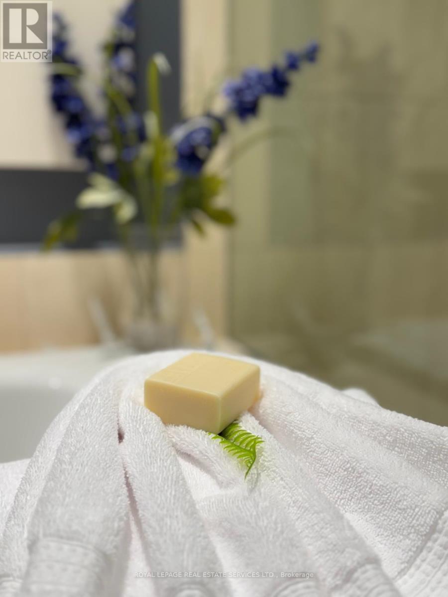 66 Alcorn Avenue, Toronto, Ontario  M4V 1E4 - Photo 17 - C12755990