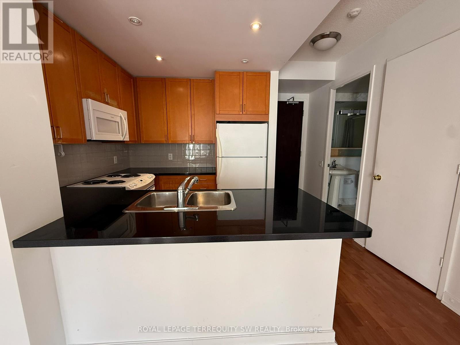 1612 - 85 Bloor Street E, Toronto (Church-Yonge Corridor), Ontario  M4W 3Y1 - Photo 6 - C12756020