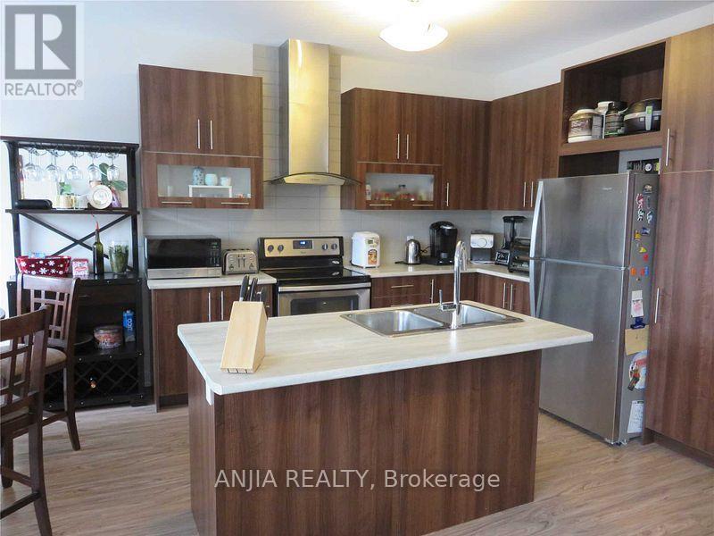 73 Barrister Avenue, Whitby (Pringle Creek), Ontario  L1R 0N3 - Photo 5 - E12756008