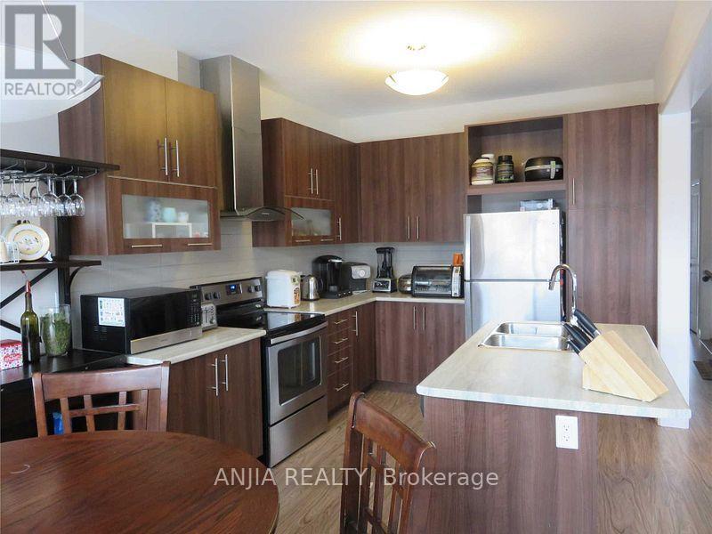 73 Barrister Avenue, Whitby (Pringle Creek), Ontario  L1R 0N3 - Photo 8 - E12756008