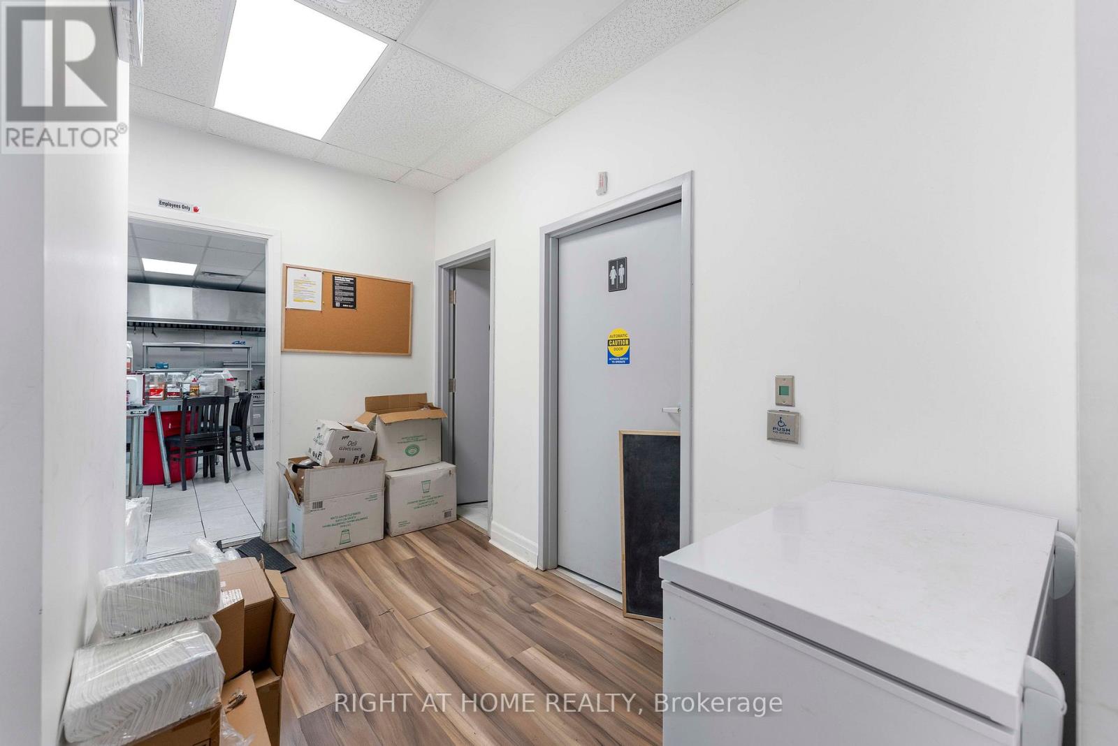 7 Simcoe Street S, Oshawa, Ontario  L1H 4G1 - Photo 6 - E12628950