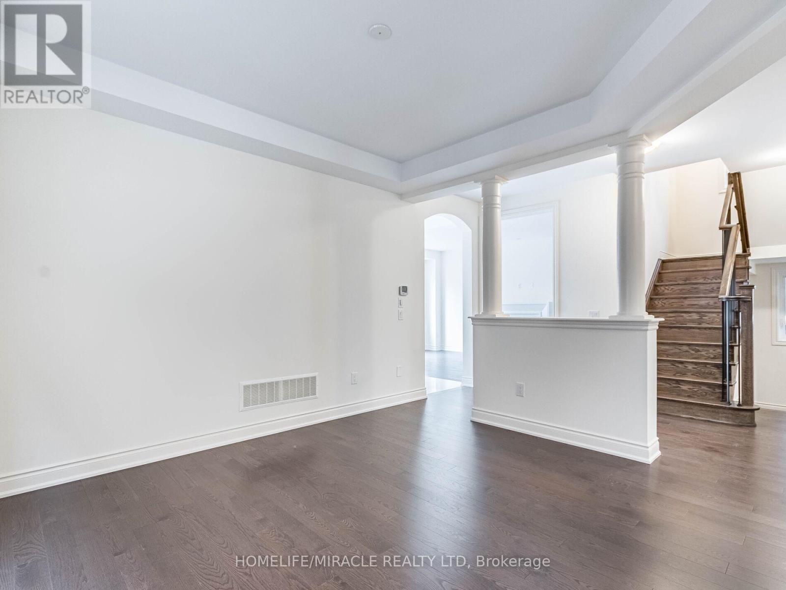 3 Kambalda Road, Brampton (Northwest Brampton), Ontario  L7A 5J3 - Photo 11 - W12755980