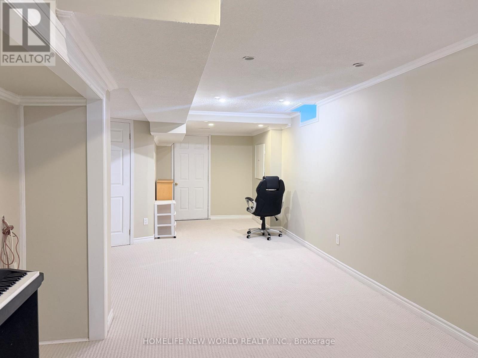 2094 Frontier Drive, Oakville (Wt West Oak Trails), Ontario  L6M 3V5 - Photo 16 - W12755992