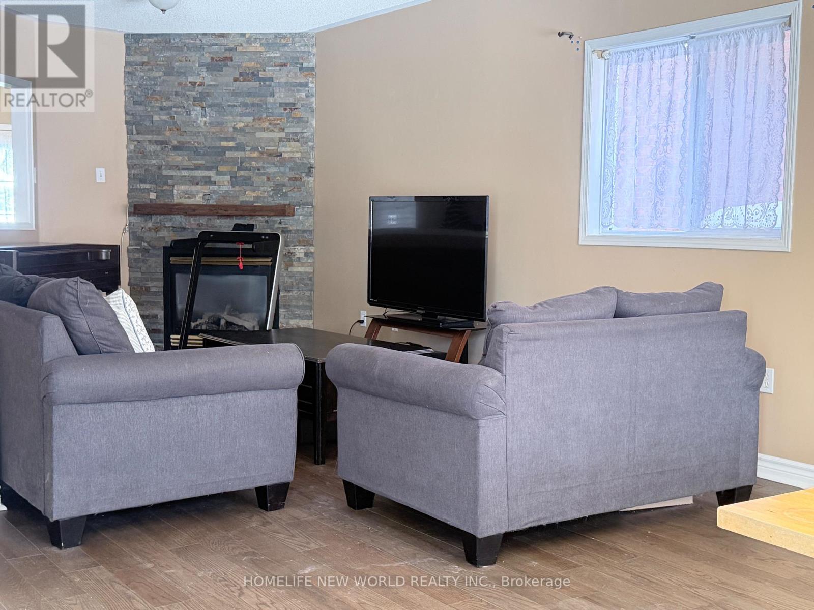 2094 Frontier Drive, Oakville (Wt West Oak Trails), Ontario  L6M 3V5 - Photo 9 - W12755992