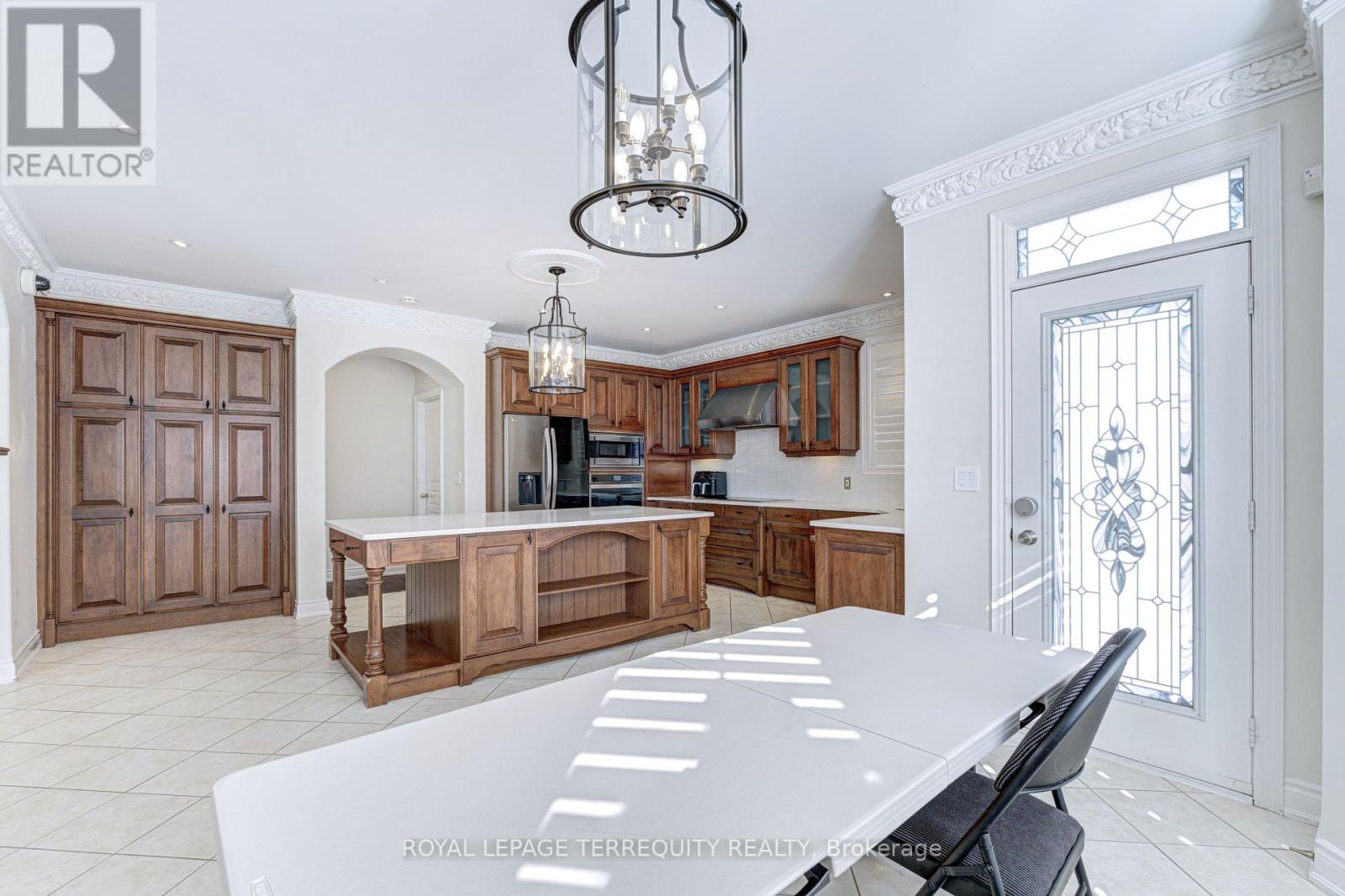 819 Canyon Street, Mississauga (Lorne Park), Ontario  L5H 4M3 - Photo 14 - W12755994